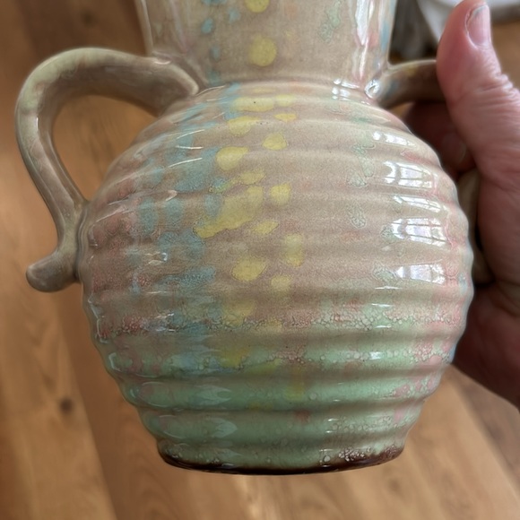Vintage McCoy Vase - Picture 11 of 14